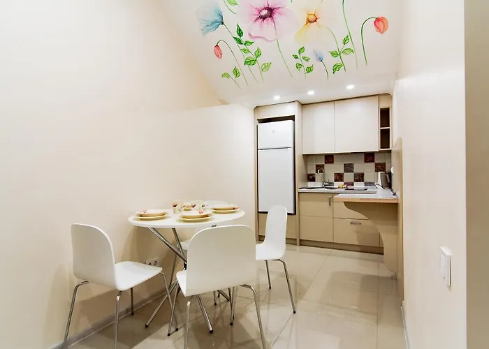 Art On Deribasovskaya *