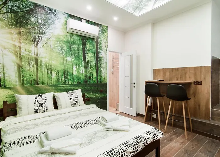 Art On Deribasovskaya Daire